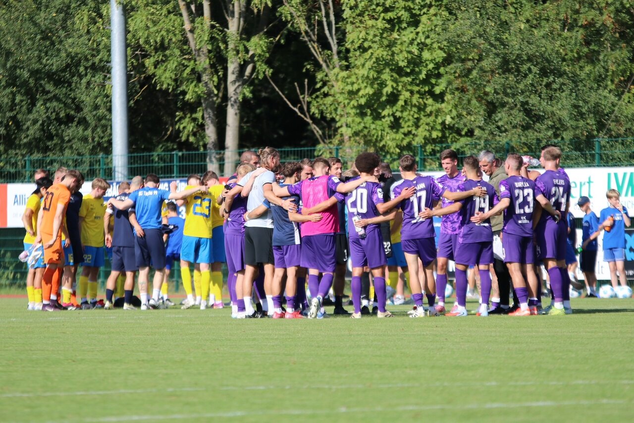 Mannschaftsleistung - die Veilchen ziehen souverän in die nächste Runde ein.