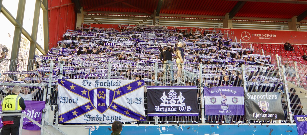 Auch in den schwersten Zeiten immer da - über 800 Auer in Regensburg