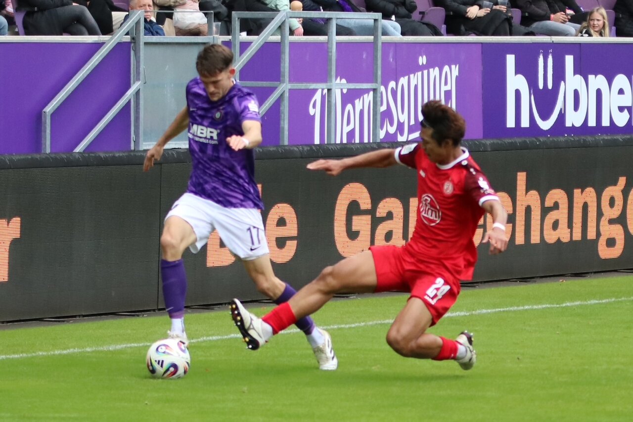 Wenig Platz auf der rechten Seite - Pascal Fallmann. 