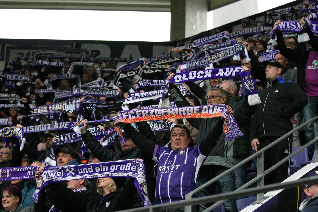 Fußball im Lößnitztal.