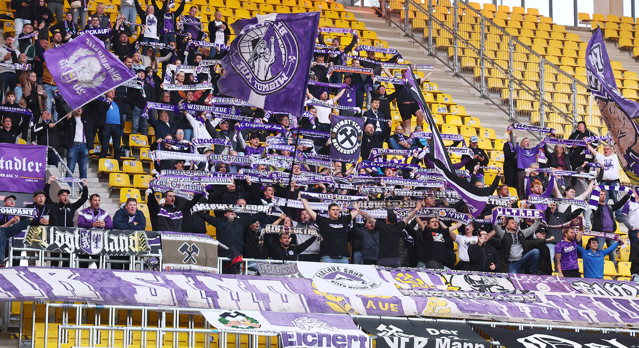 Auswärtsfans in Aachen.