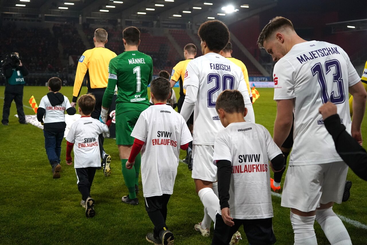 Martin Männel führt die Veilchen an. 