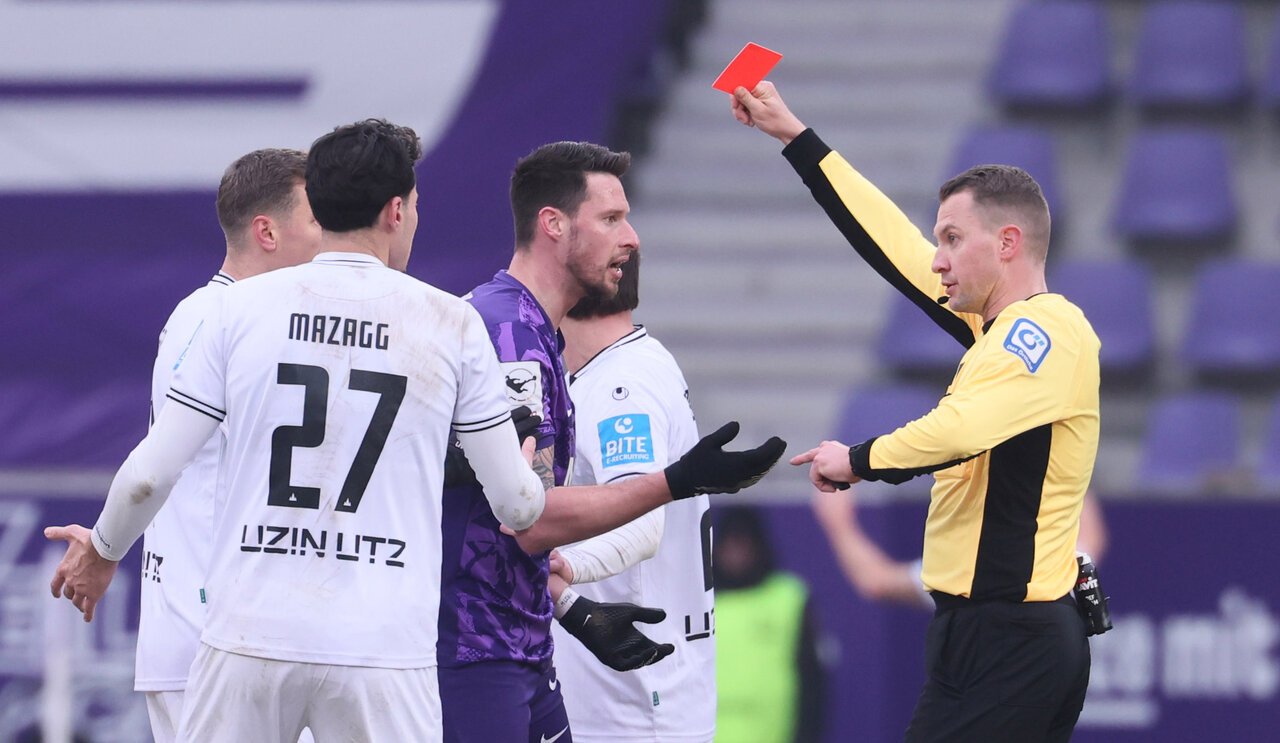 Ryan Malone sah Rot gegen Ulm.