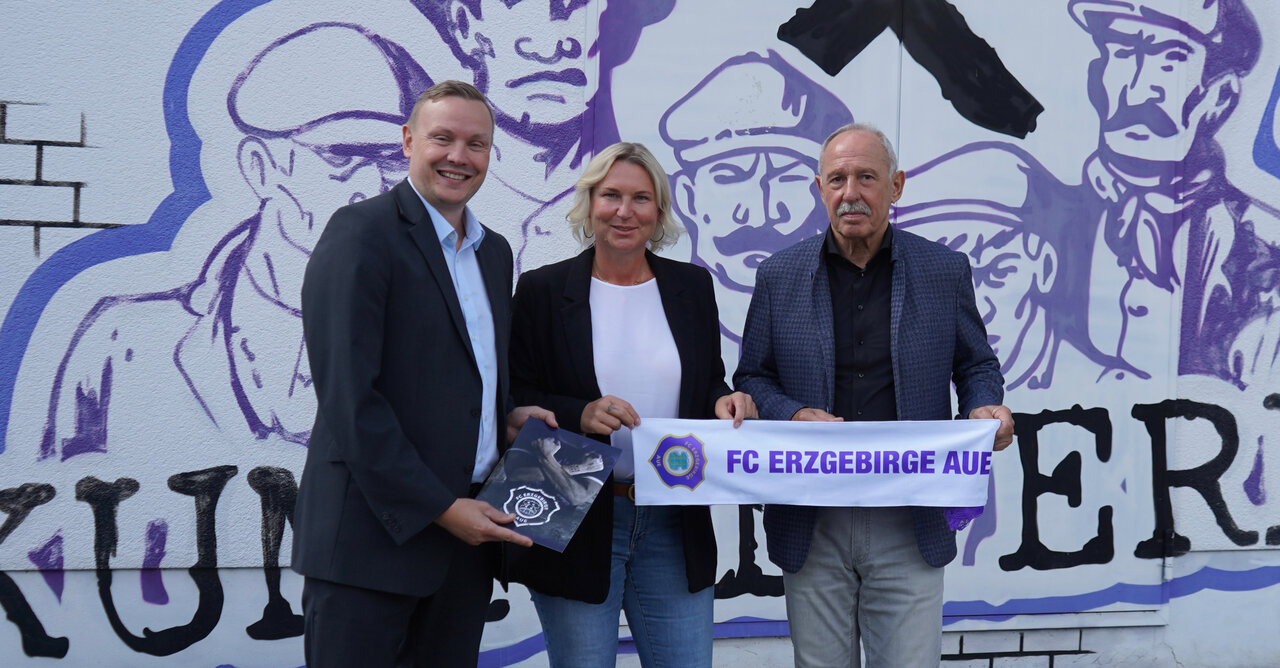 Ullmann Reisen wird präsentiert.