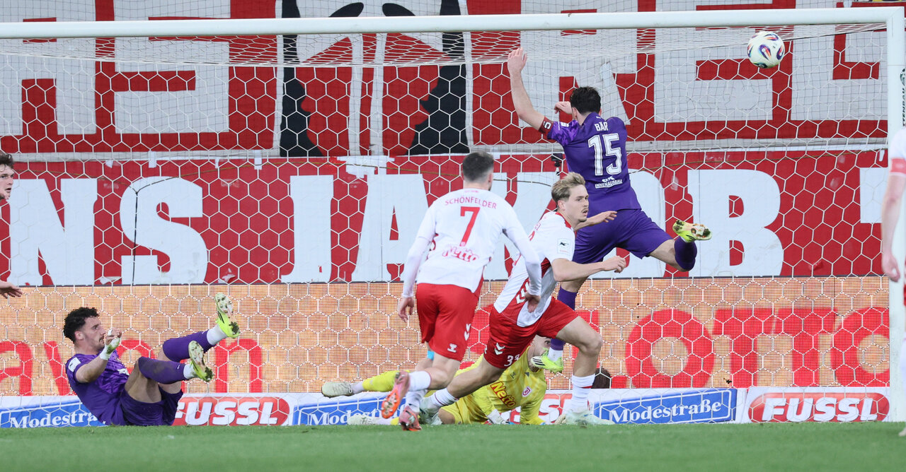 Kreuz und quer - nur nicht ins Tor. 