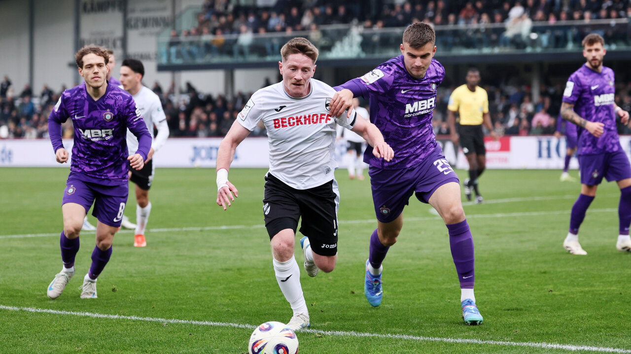 Schwere Arbeit für die Auer Abwehr. 