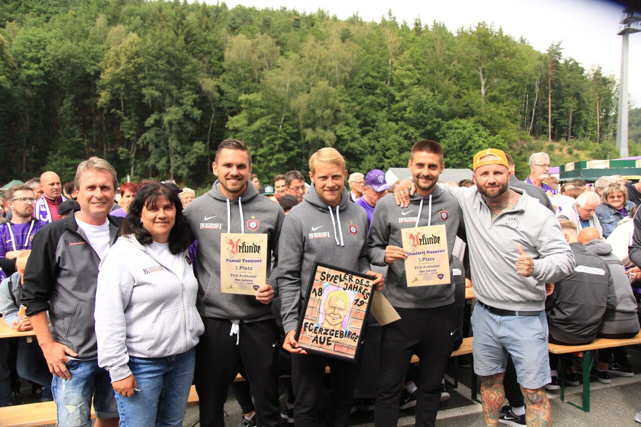 Jan Hochscheidt wurde von den Fans zum Spieler des Jahres gewählt FC