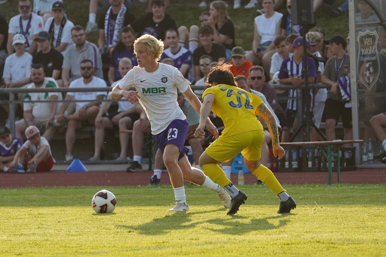 Torschütze und Vorlagengeber Hugo Kaps. Foto: Dennis Hambeck - FCE