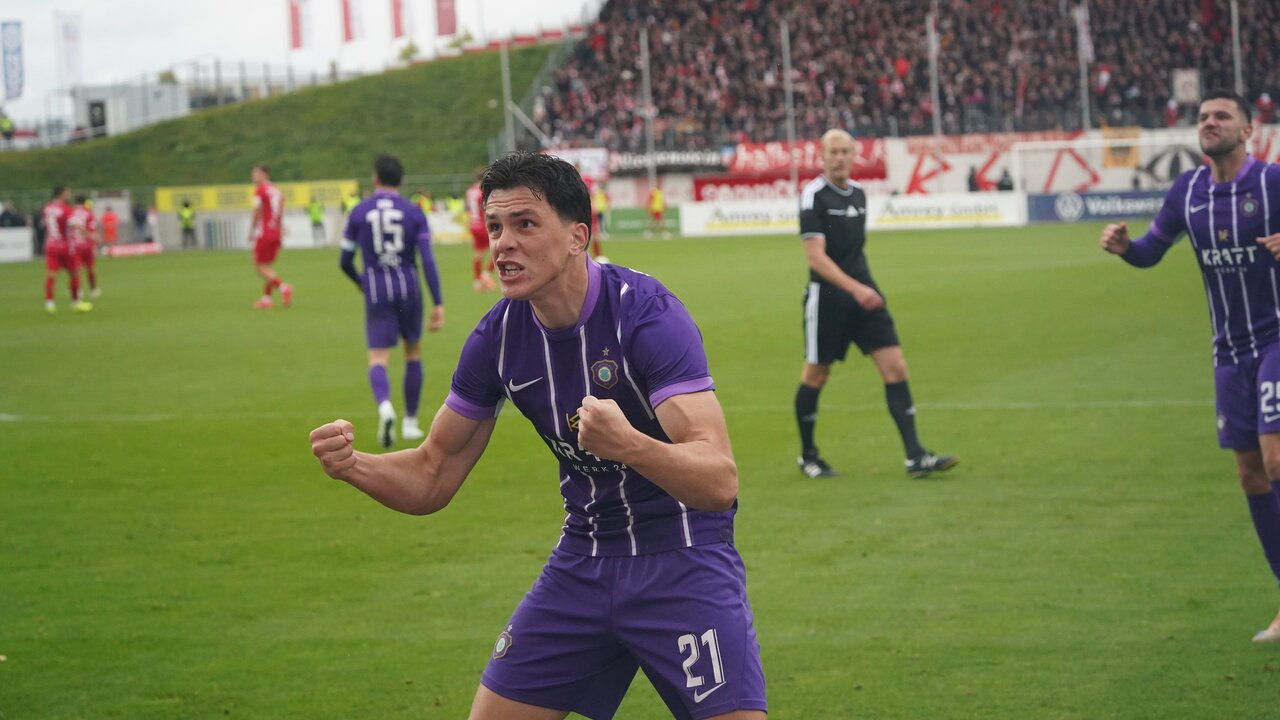 Aggressive Leader - Maxim Burghardt.