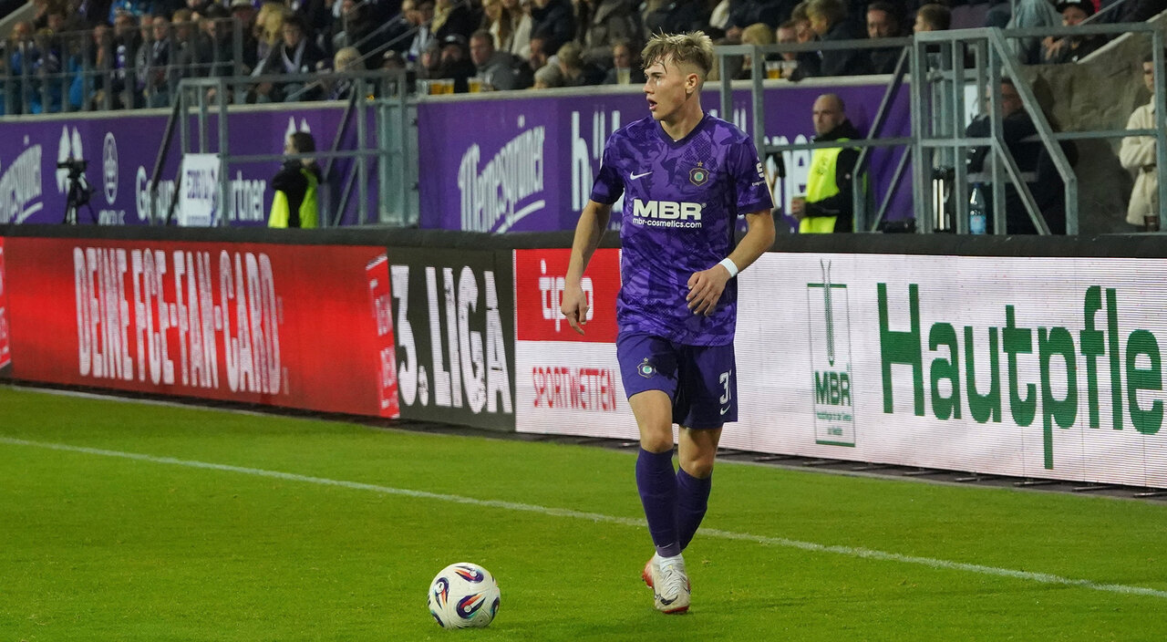 Paul Seidel am Ball.