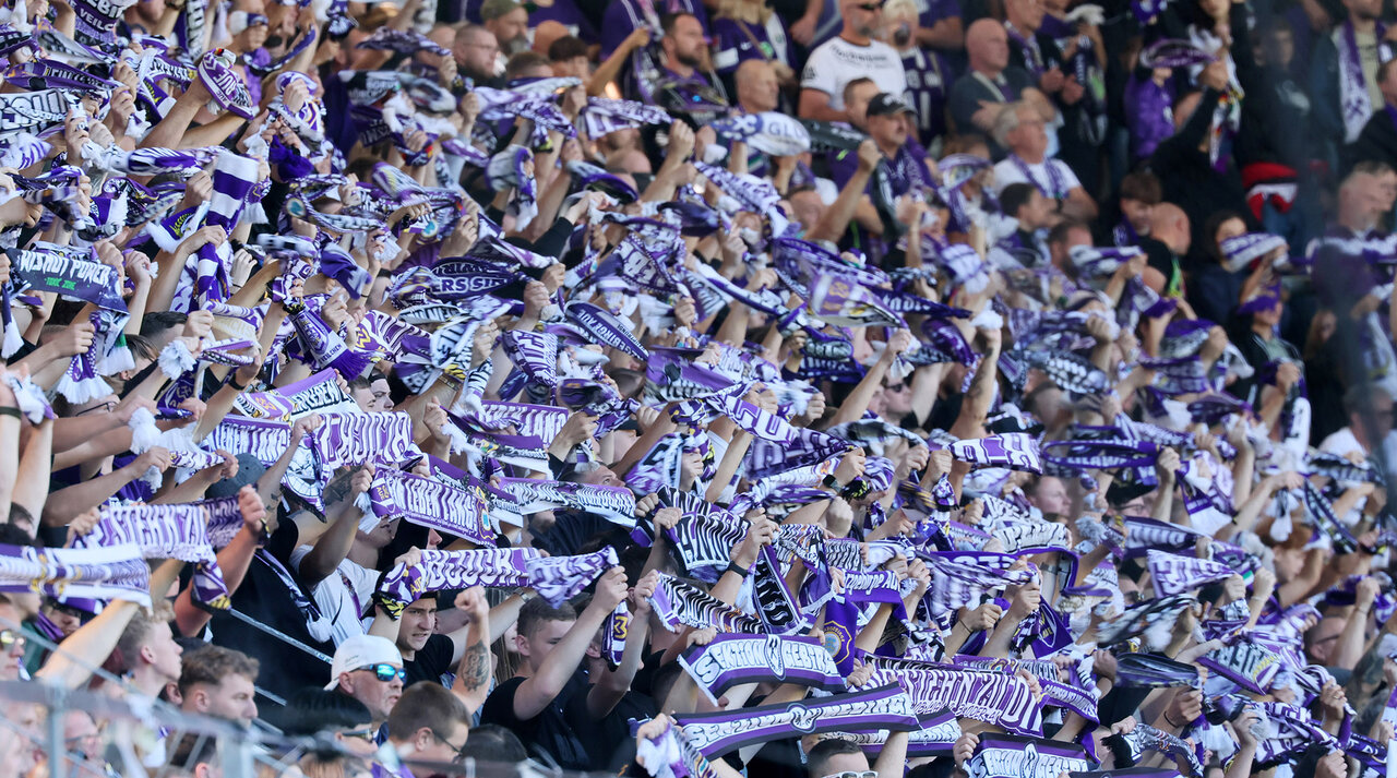 Fanblock des FC Erzgebirge Aue.