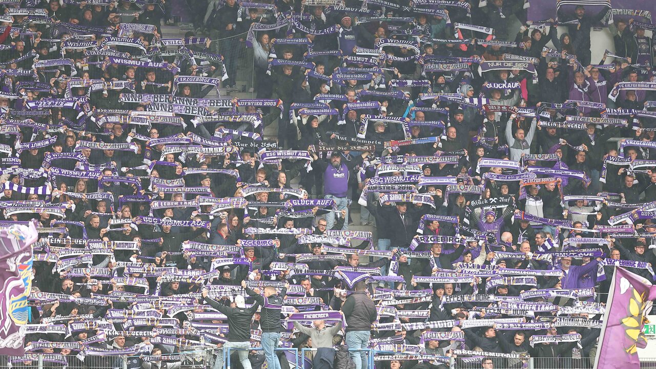 Fast 8.000 Fans kamen zum Osterfest ins Lößnitztal.