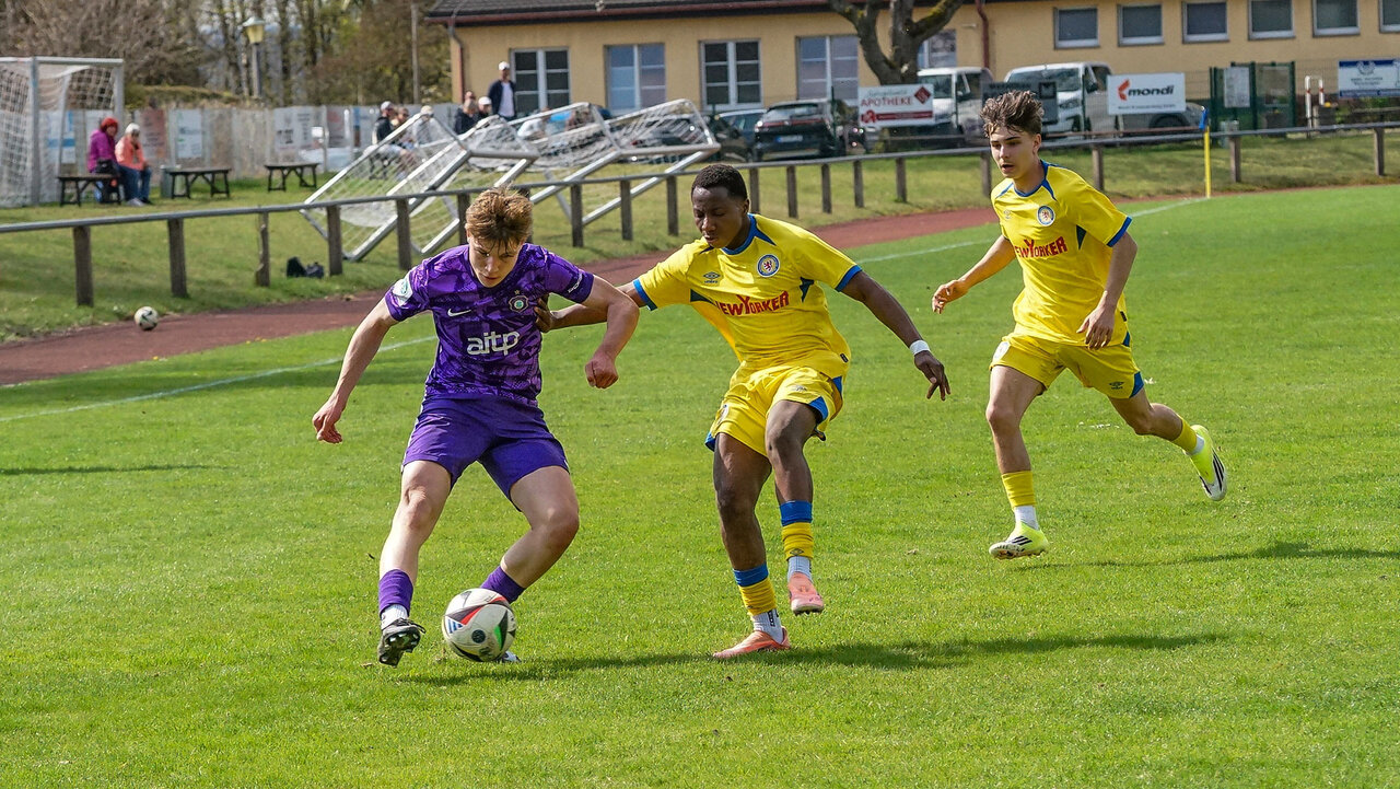 U17 des FCE gewinnt klar gegen Braunschweig.