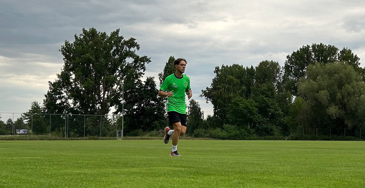 Mika Clausen wieder im Training