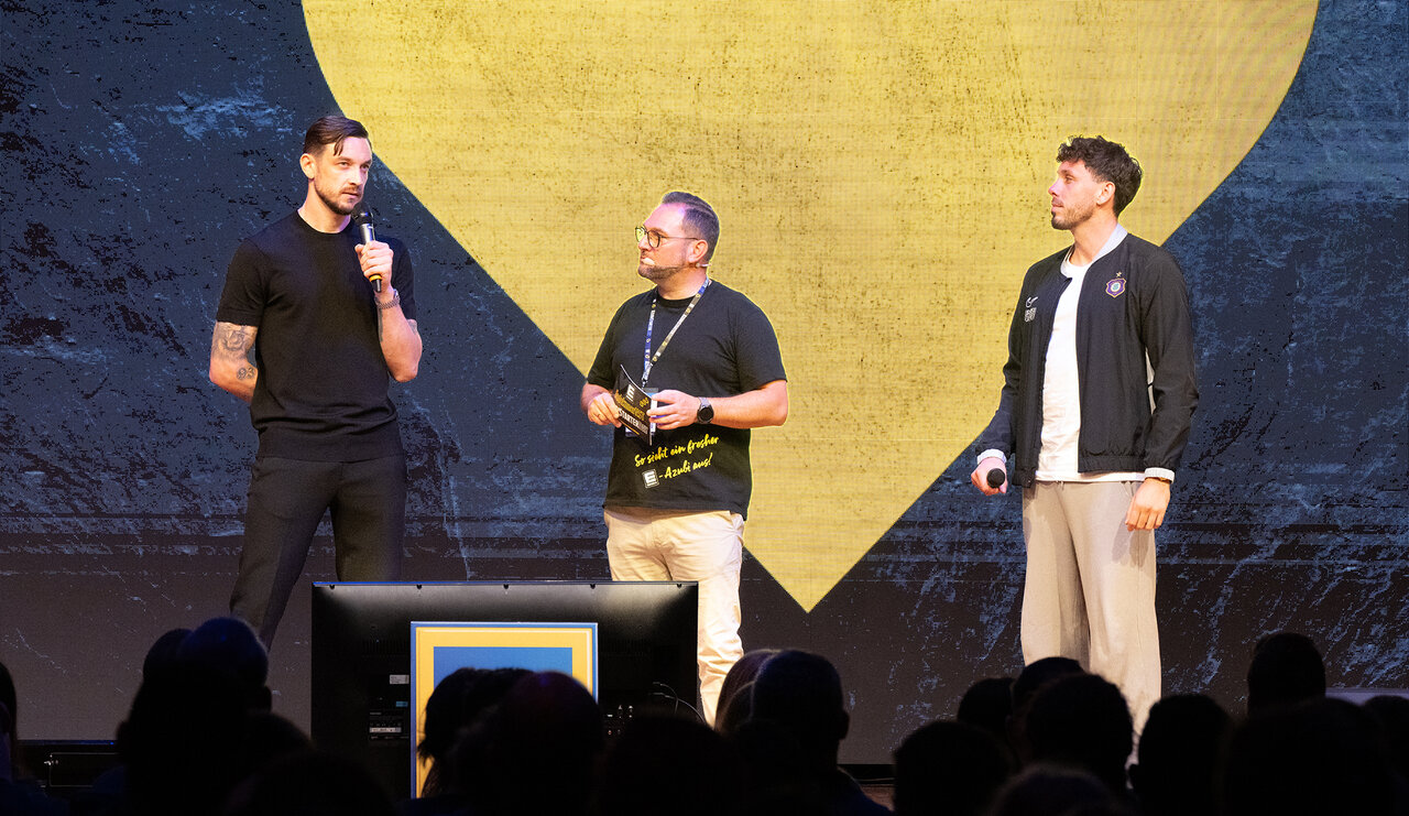 Boris Tashchy und Marcel Bär beim EDEKA-Azubitag.