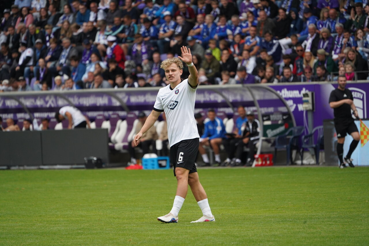 Das erste Mal im Lößnitztal auf dem Platz - Finn Heidrich.