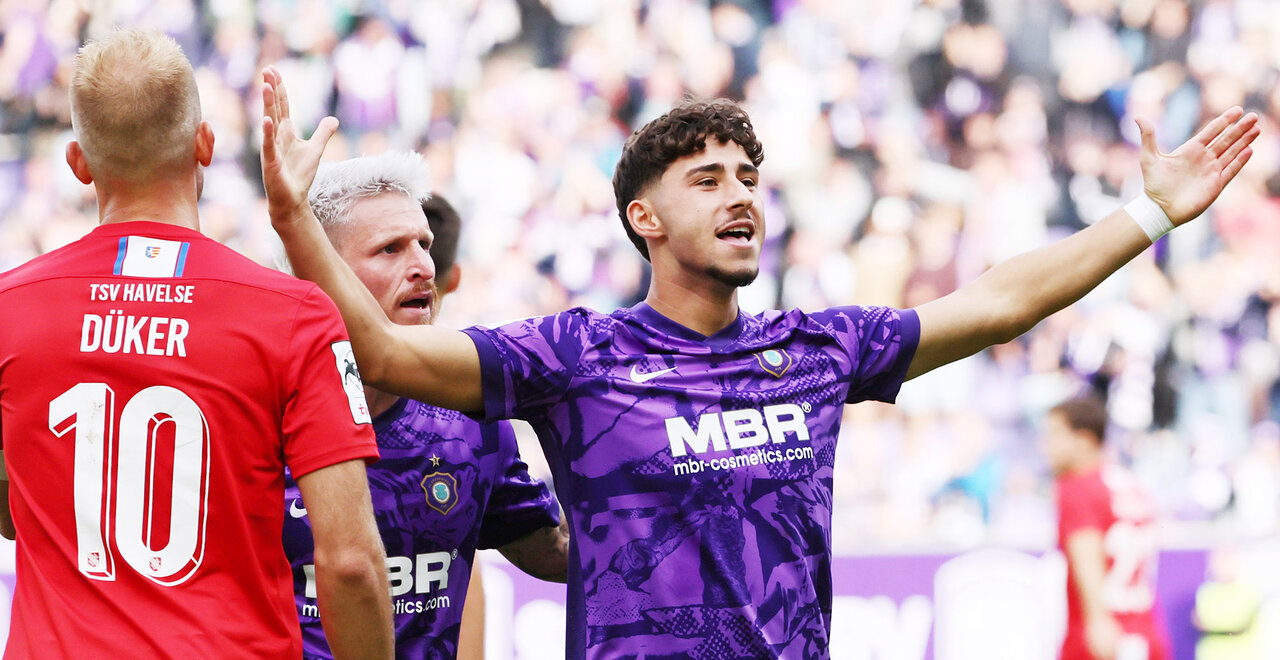 Luan Simnica jubelt nach Torerfolg.