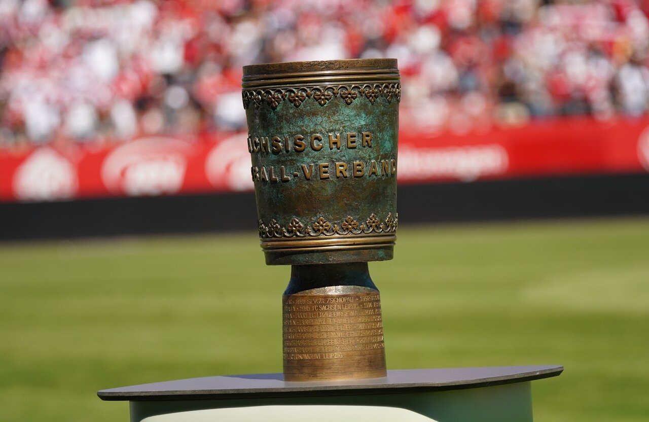 Objekt der Begierde - der Pokal. 