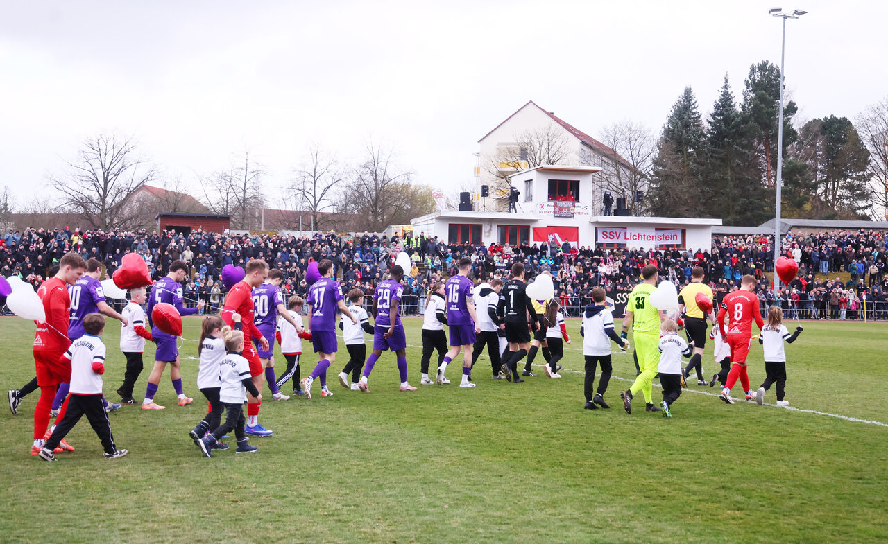 Rein ins Viertelfinale - Lichtenstein gegen Aue.