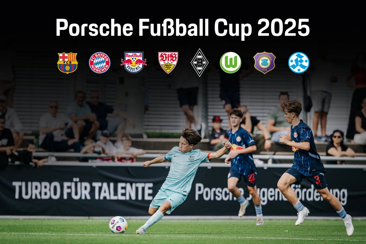 Ankündigungsplakat Porsche Fußball Cup.
