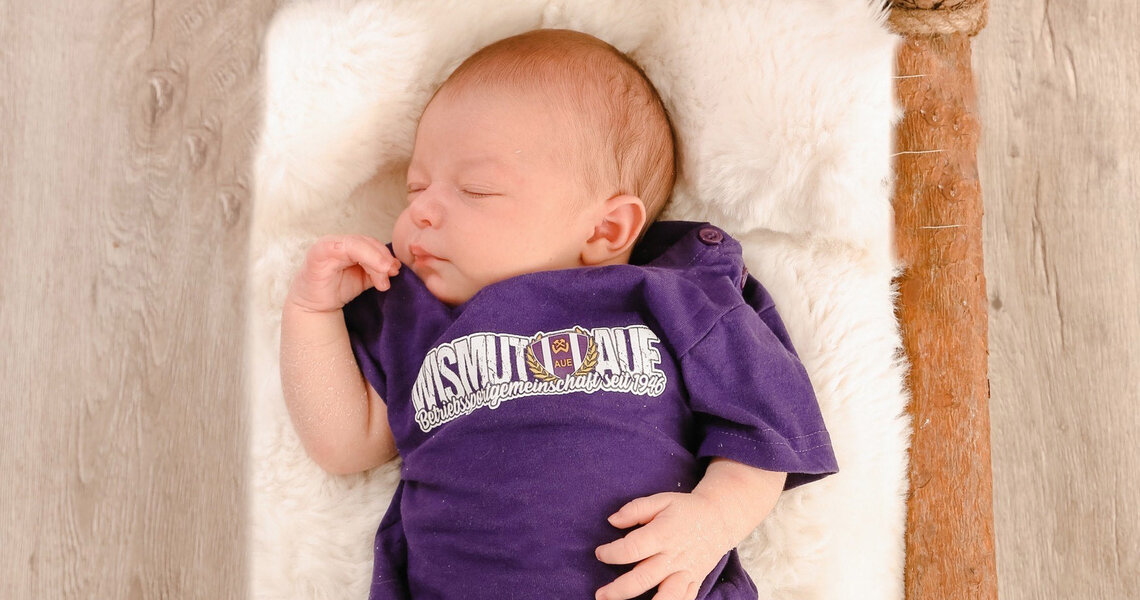 Willkommen beim FCE, kleiner Theo. Willkommen beim FCE, kleiner Theo.