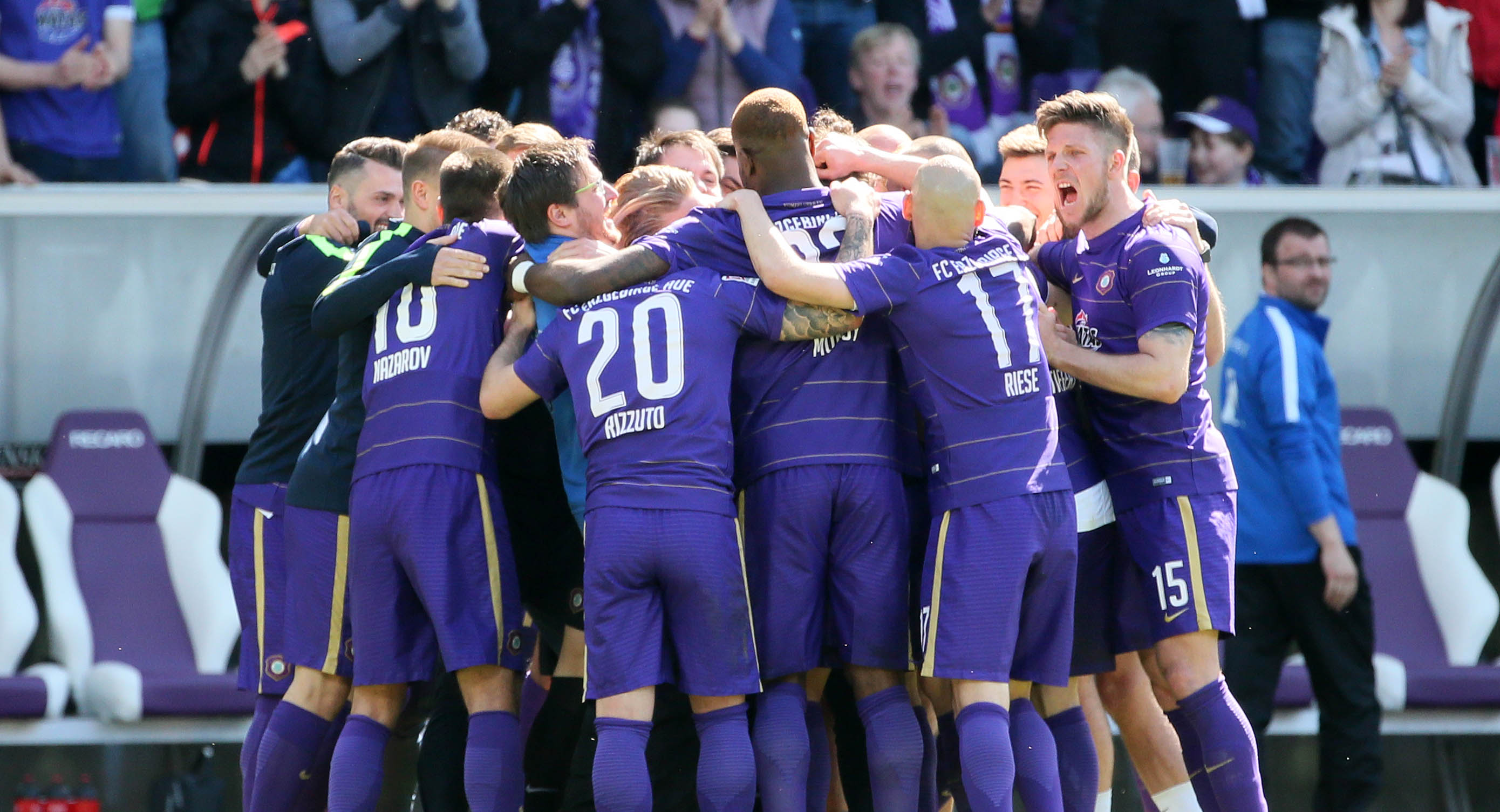 FC Erzgebirge Aue e.V.: 2:1! Dritter Sieg in Folge, acht Spiele ...