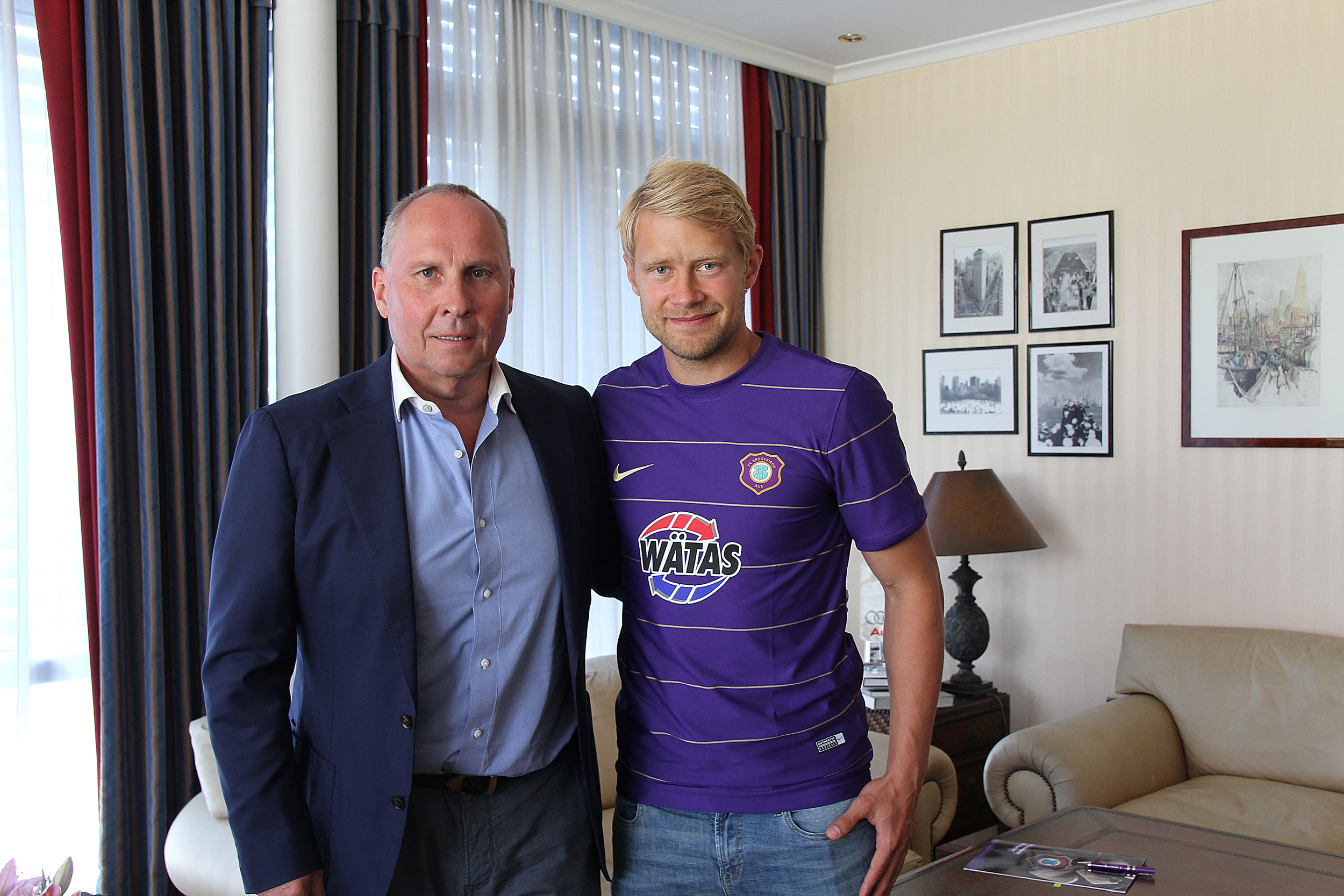 FC Erzgebirge Aue e.V. Jan Hochscheidt kommt nach Hause